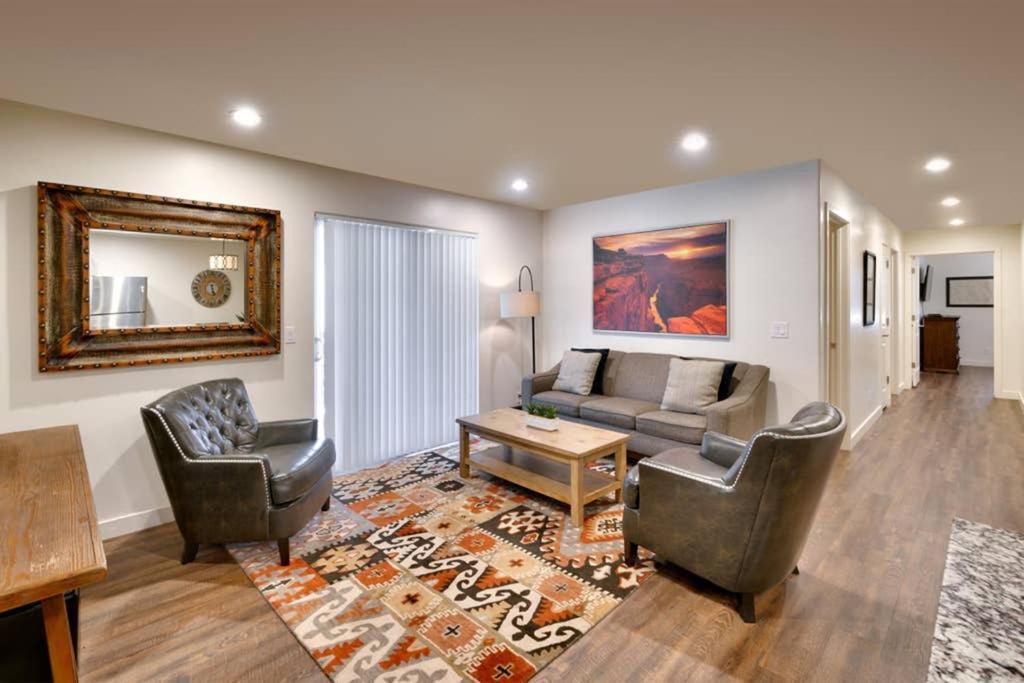 5D New Redcliff Condo, Pool & Hot Tub Moab Exterior photo